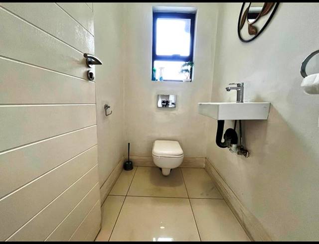 3 BEDROOM HOUSE FOR SALE IN BLUE VALLEY GOLF ESTATE